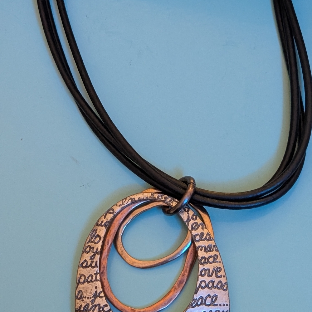 Elegant Black and Silver Pendant Necklace